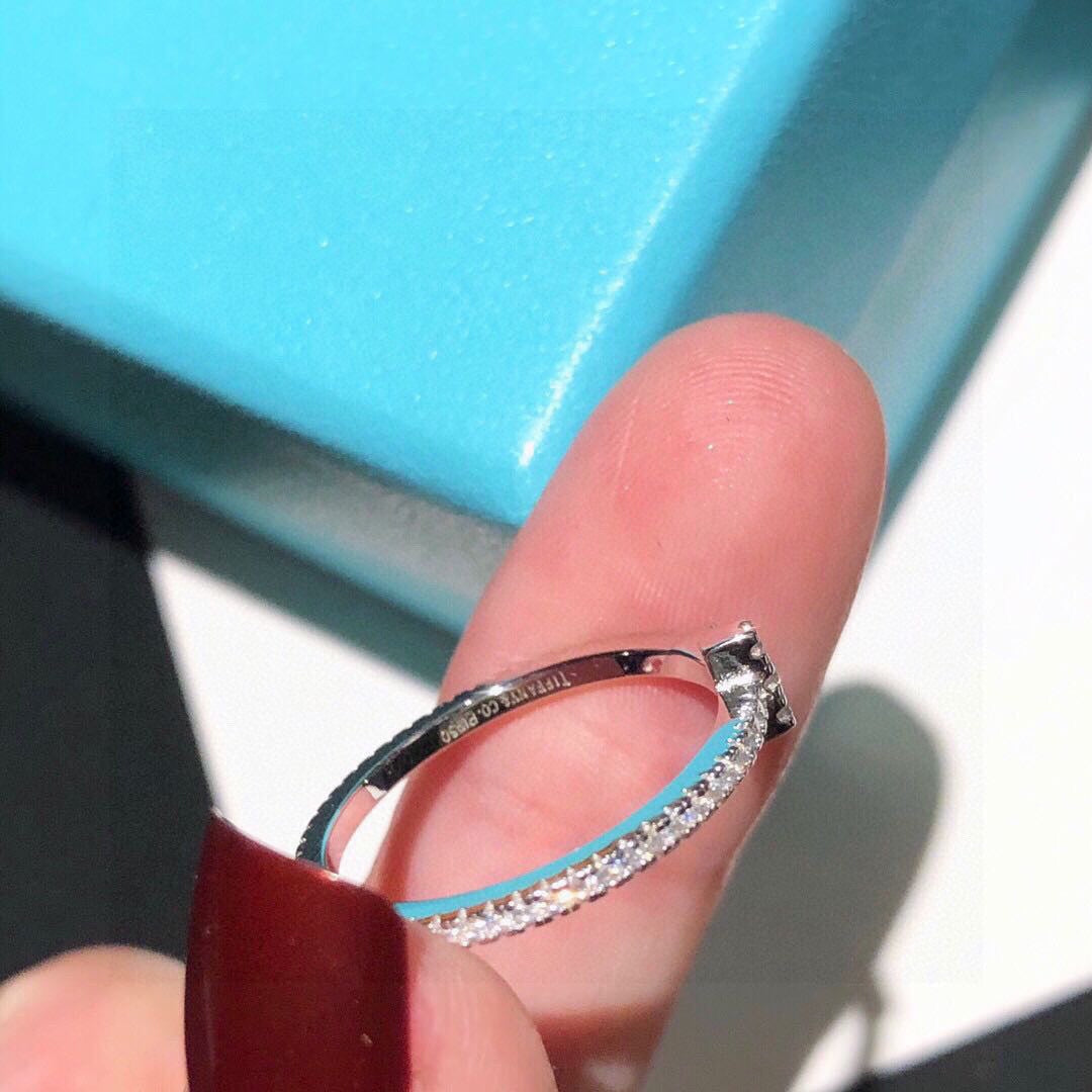 Tiffany Diamond Wire 18K Gold Ring