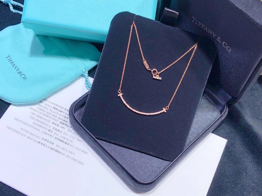 Tiffany Medium Diamond Pendant 18K Gold Necklace
