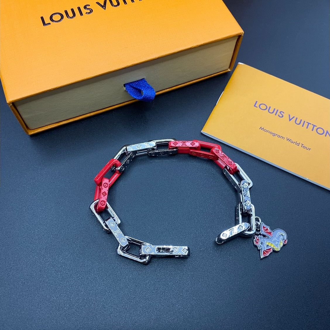 Louis Vuitton Dargon Monogram Chain 18K Gold Bracelet
