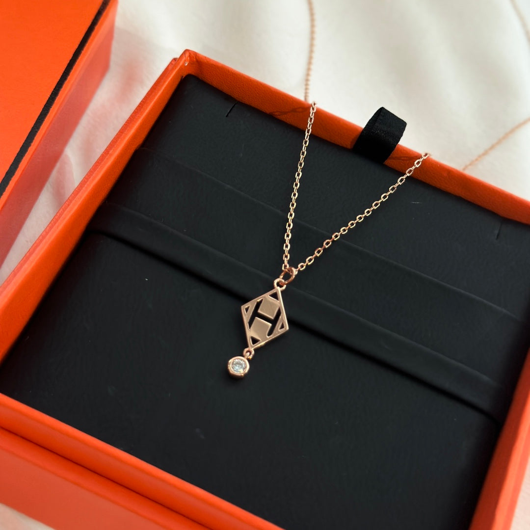 Hermes Gambade Pendant 18K Gold Necklace